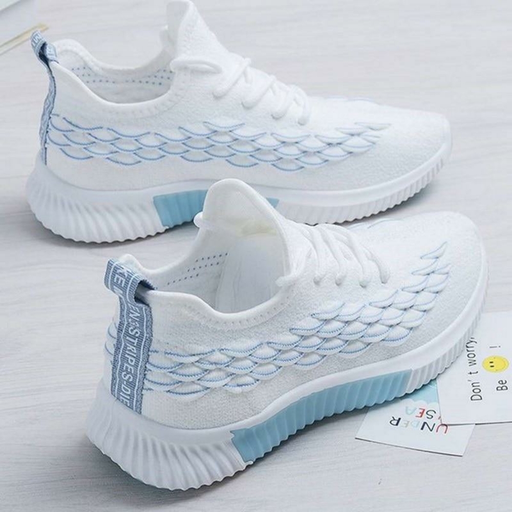 Breathable athletic shoes
